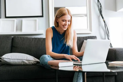 À température COVID-19, soudés par télétravail, les collaborateurs ont tenu la distance… mais la sérendipité créative, elle, a souffe