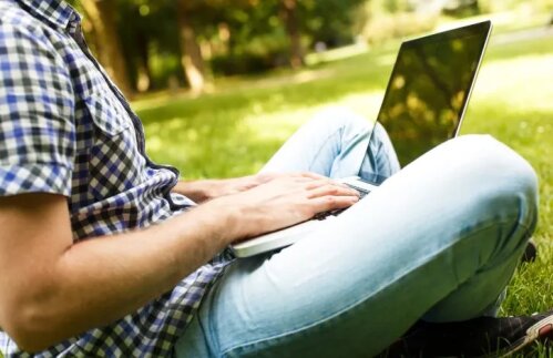 Sofrecom a repensé les boutiques en ligne d’un opérateur, intégrant éligibilité fibre, paiement mobile ou dématérialisation pour booster la conversion.