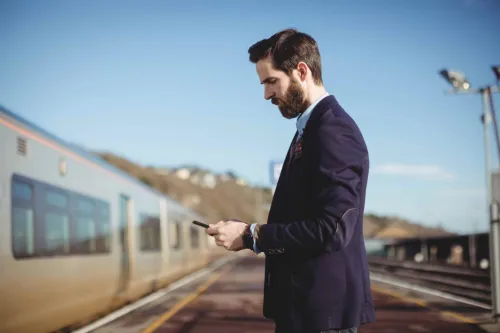 Utilisation du smartphone en zone ferroviaire, connectivité 5G