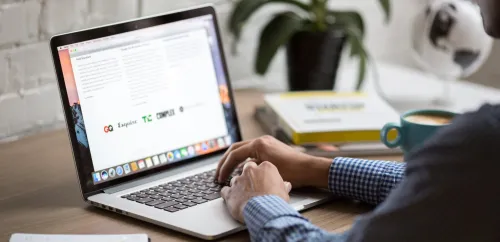 Collaborateurs en réunion virtuelle illustrant la transformation du travail post-crise sanitaire

