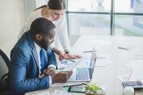 Sofrecom, a privileged partner in digital transformation, brings its business, technical and digital expertise to help you maximise the value of your assets and reinvent the customer experience. 